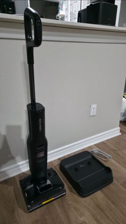 Roborock F25 Ultra Wet/Dry Steam Self-Cleaning Cordless Upright w/ Dock Black
