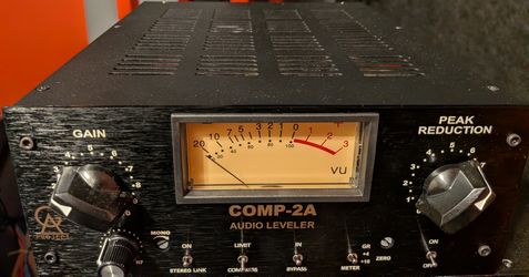 Golden Age Comp 2a LA2A Style Compressor