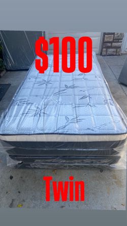 Twin mattress