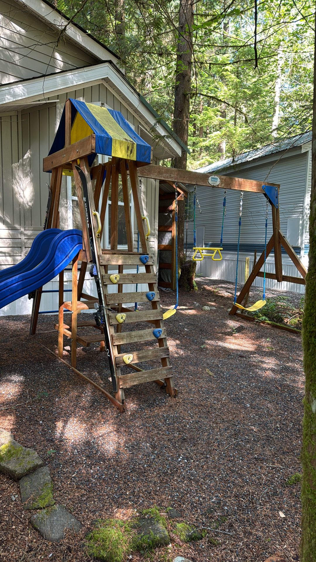 Play Structure - GLEN OWNERS ONLY