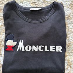 Moncler Tee Size Large 