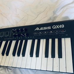ALESIS QX49 