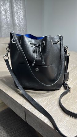 Black Michael Kors bucket bag.  Excellent condition.  Porch pick up.
