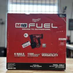 Milwaukee M18 FUEL 18-Volt Lithium-Ion Brushless Cordless Coil Roofing Nailer (Tool Only) (New) 