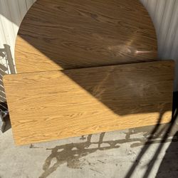 2 Round Tables 2  Rectangle Tables 