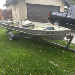Boat For Sale With Trailer Hitch