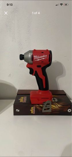 Brand New Nuevo Milwaukee Cordless Impact Driver Tool Only
