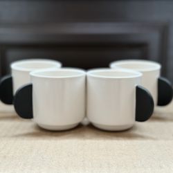 Mini-Mugs