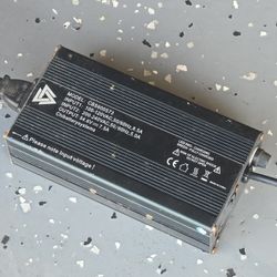 CHI Super73 FAST CHARGER E-bikes