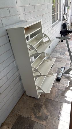 Free - shoe cabinet with 3 drawers