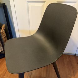 Dining Room Chair 