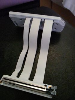 PCIe 5.0 Hyper Riser