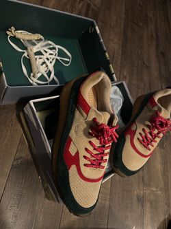 Clark’s X Ronnie Fieg 8th St Lockhill size 9 1/2