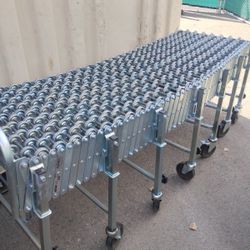 The Model Brand Is In The Pictures