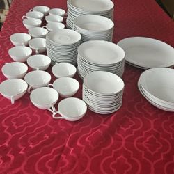 Plates Set 