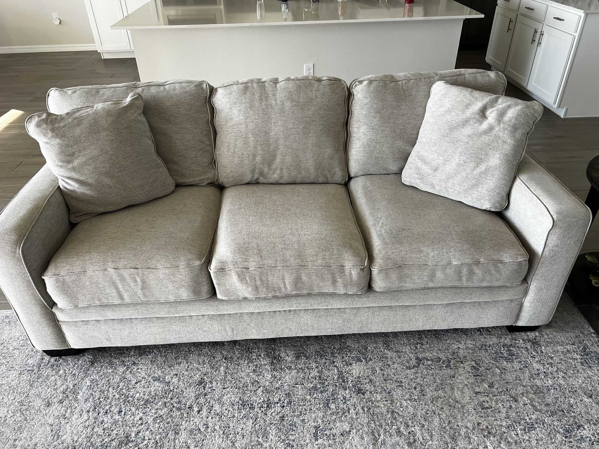 La-Z-boy Sofa/ Loveseat/ Chair And Ottoman