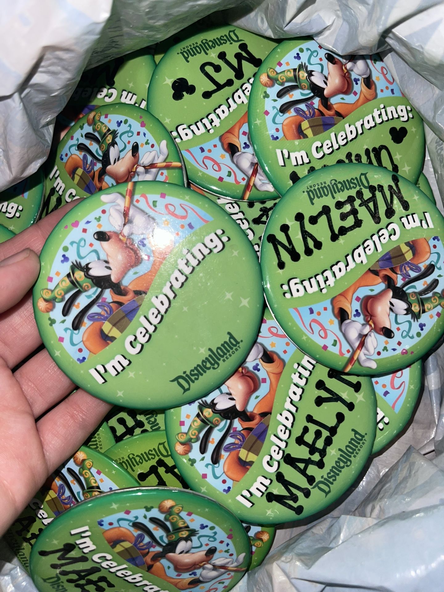 disney pins