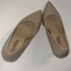 Nude Heels Size 8.5