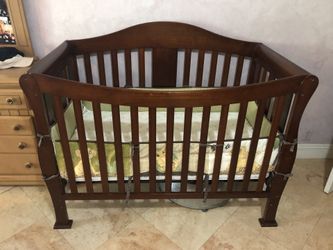 Baby crib