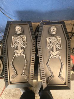 2 Halloween fogger machine with foot switch