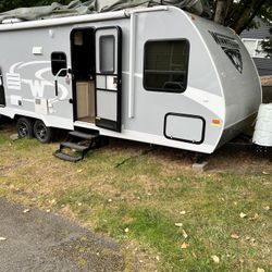 2017 Winnebago Minnie