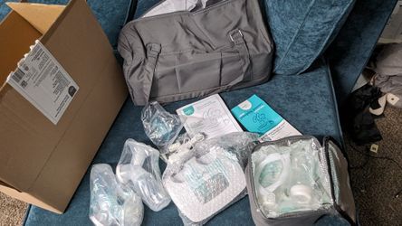 BRAND NEW Evenflo Deluxe Advanced Double Electric Pump

