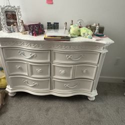 Disney Princess Dresser