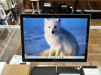 HP Elite X2 1013 G3 13 inch touchscreen 2 in 1 laptop core i5-8th gen 16GB RAM 256GB SSD