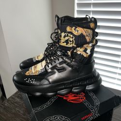 Versace Chain Reaction high size 12 