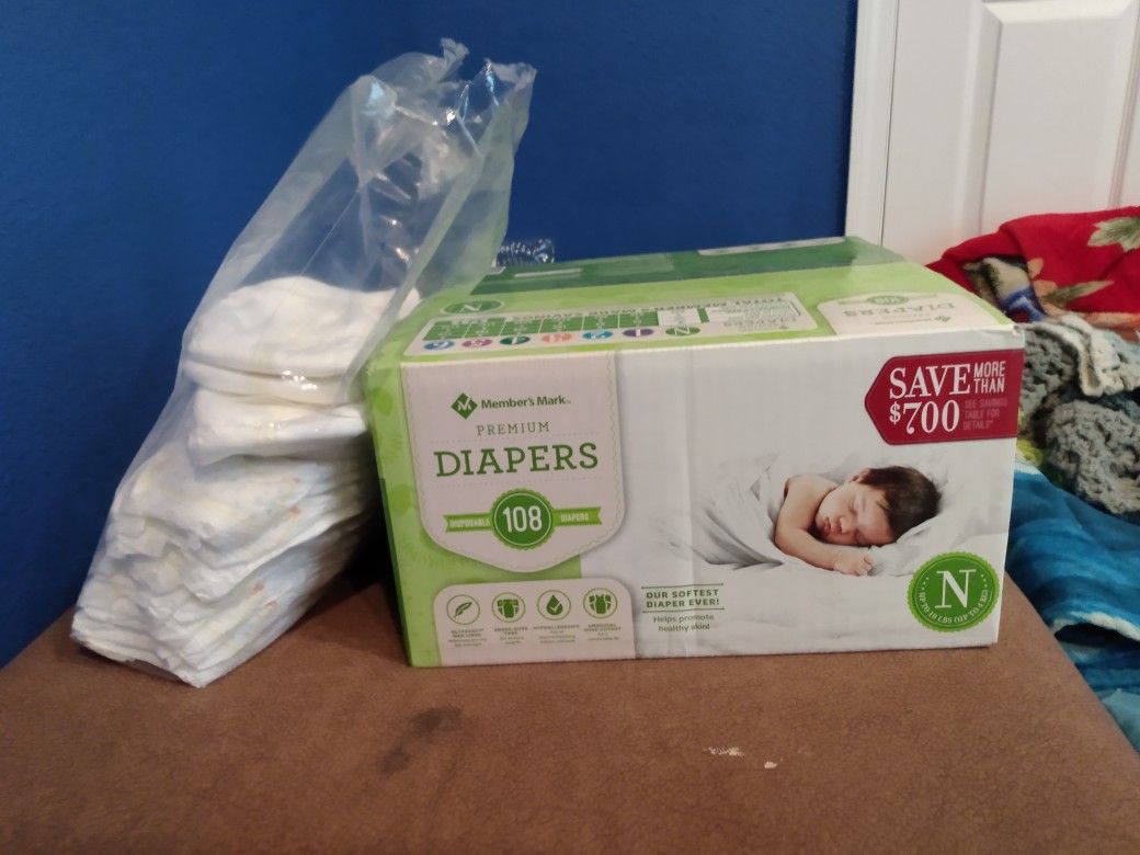 129 Newborn diapers Sam's club brand