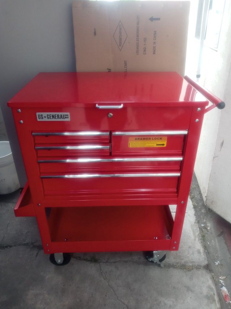 US General, Tool Box. Mobile Cart. 5 Drawers. With Key. Never Use, New Condition. I Can Deliver For Extra.
