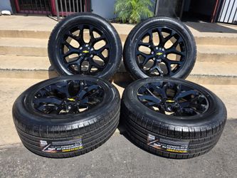 20" Chevy Silverado/Tahoe/Suburban rims tires 275/55R20