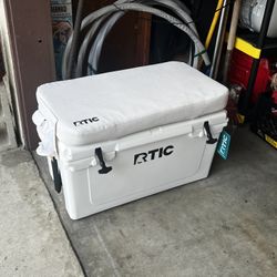 RTIC Cooler Ice Chest 