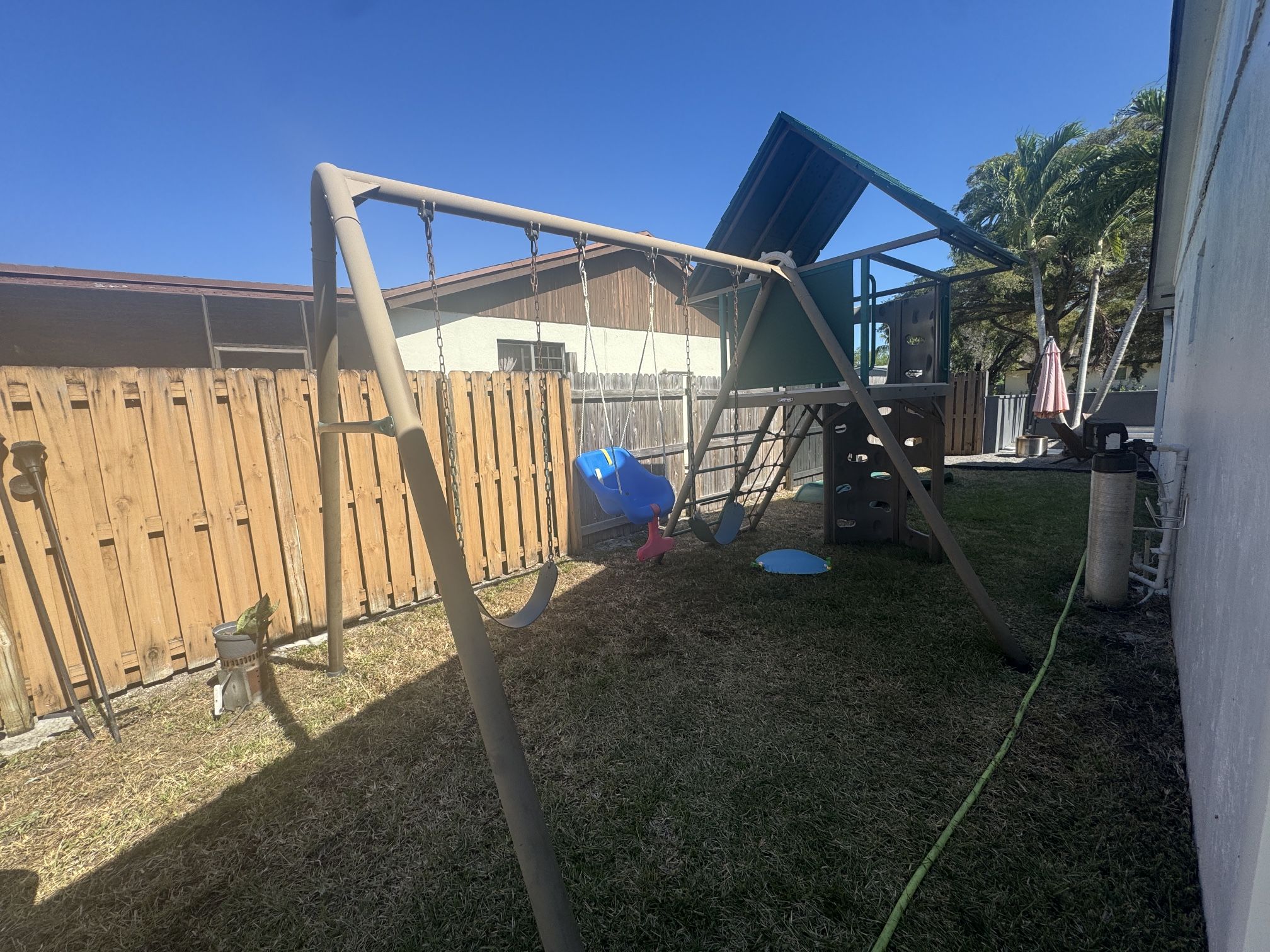 Lifetime swing Set. 