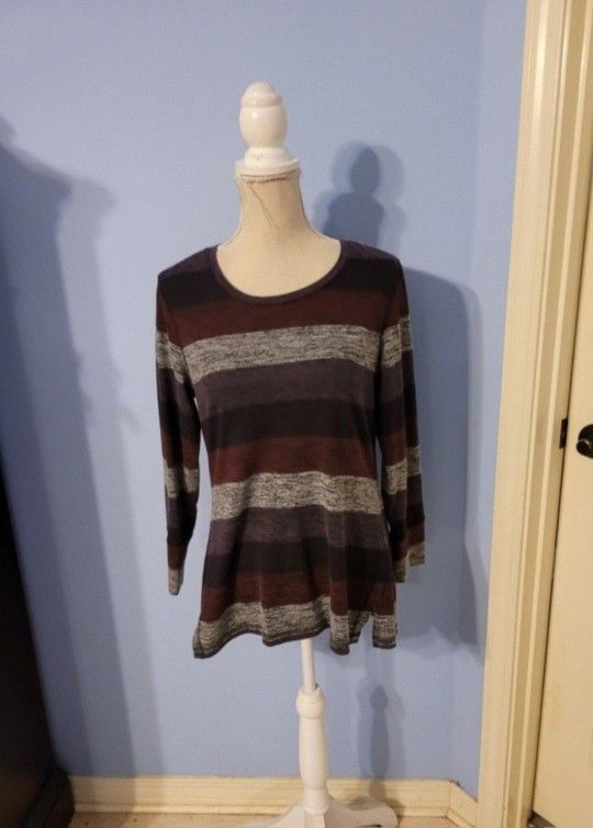 Christopher & Banks Petite Medium  Top 