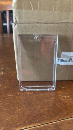 Clear card protector magnetic