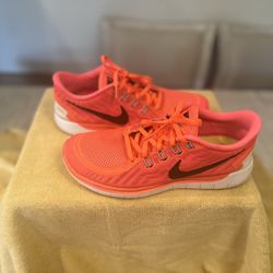 Nike Gym Shoes 