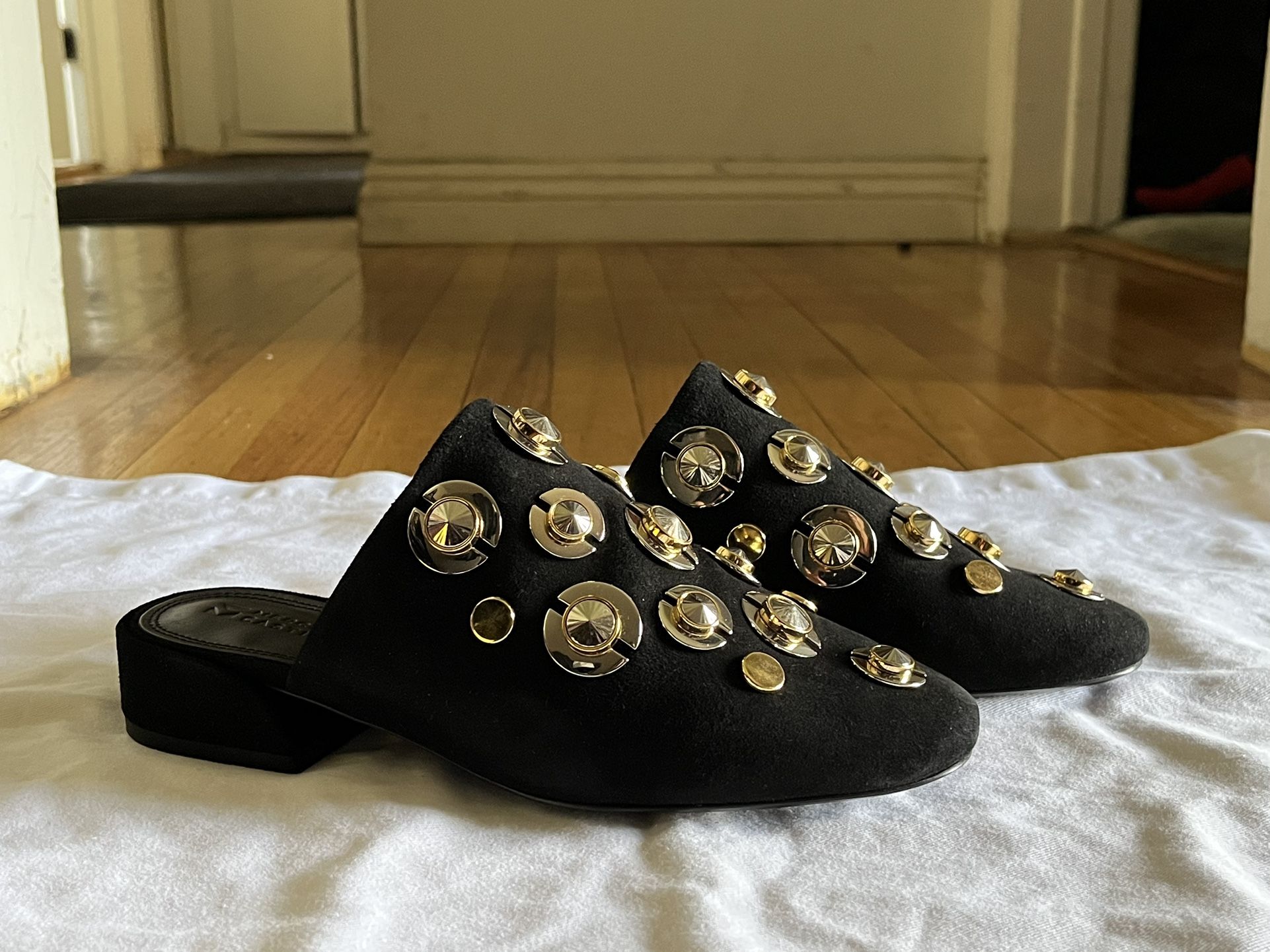 Mercedes Castillo “LUCINDA” Mule NIB SZ