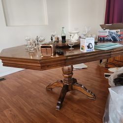 Dining Table Vintage