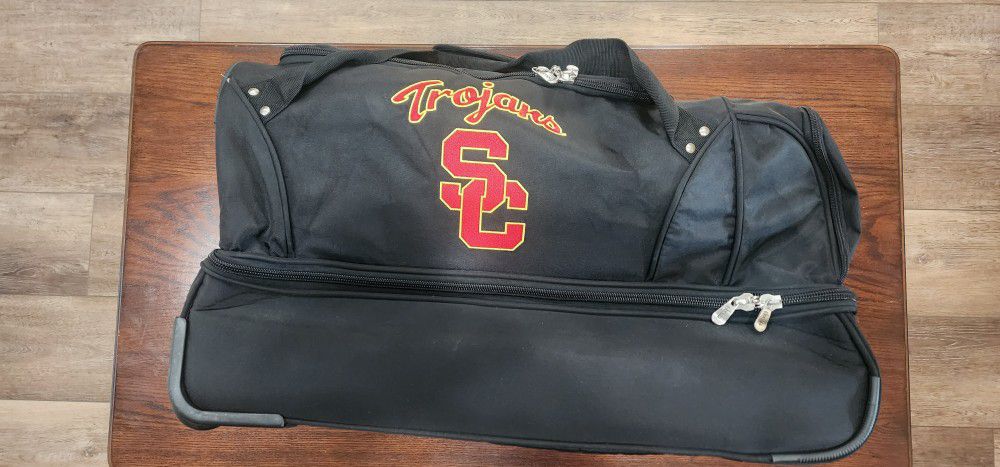 USC TROJANS Denco 27" Rolling Duffle Bag