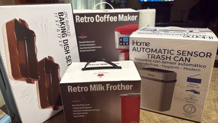 Bundle Of Kitchenware