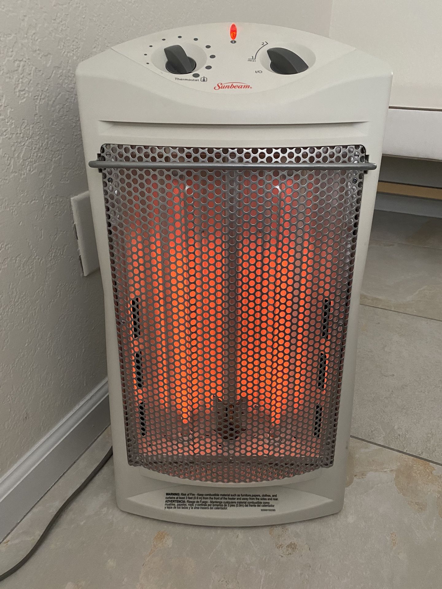 Sunbeam Infrared Large Room Electric Heater for Sale in Las Vegas, NV
