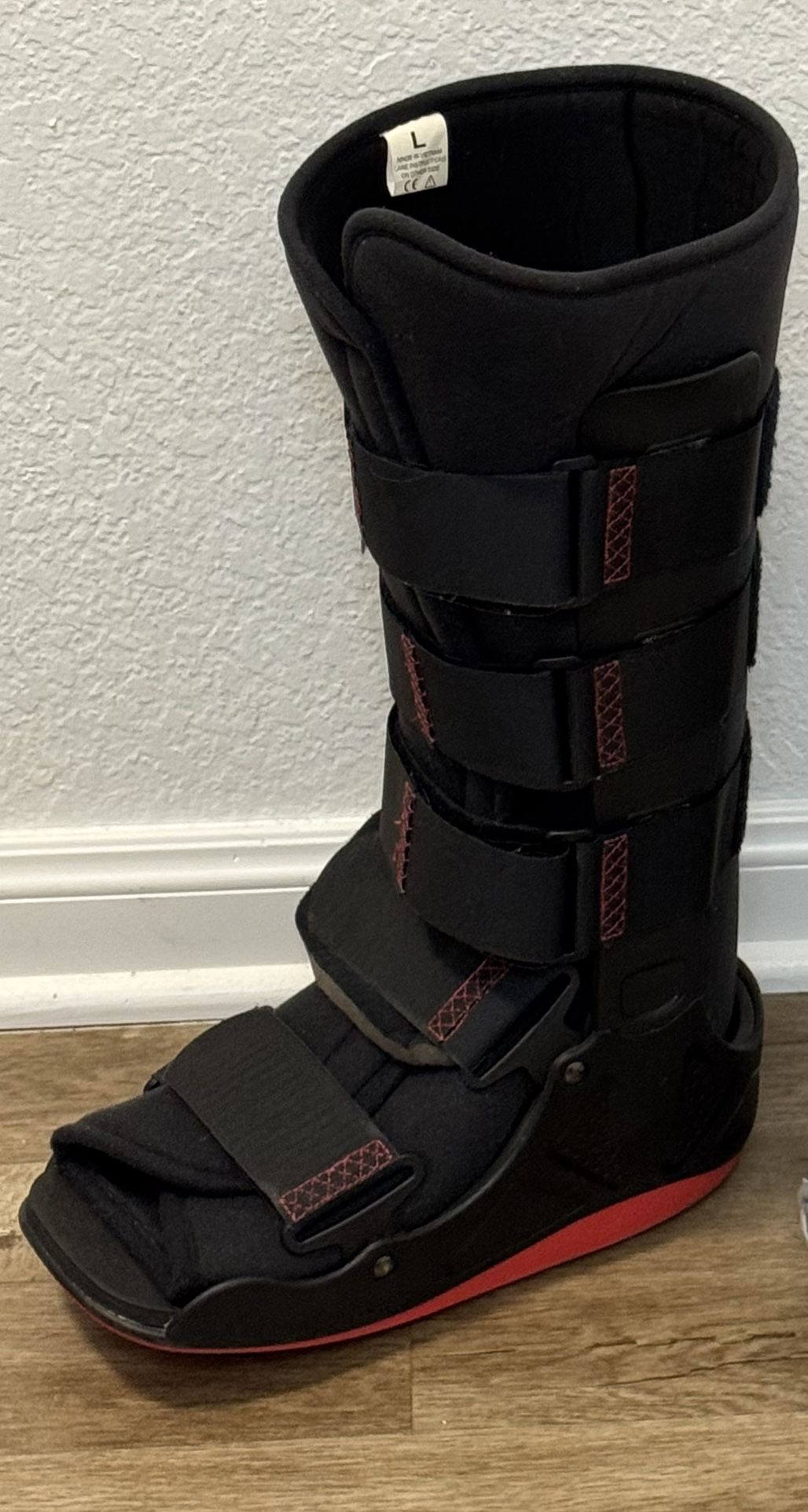 🚨Bargain: 🏥 XcelTrak Medical Ankle Boot, Left Foot, Fits Sizes 7-14 (new)