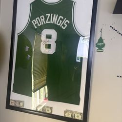 Sign Jerseys 200 Apiece