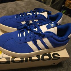 Brand New Never Wore Blue Court Adidas Mens 10