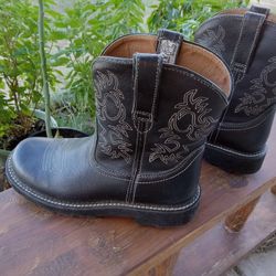 FAT BABY The Ariat Original Boots