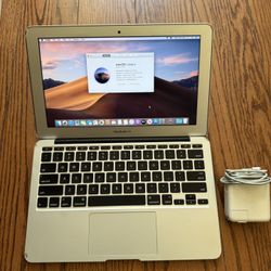 MacBook Air 11”/4GB RAM/128GB SSD/Good Battery/ fully functional 
