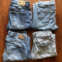 4 Pairs to blue Jeans