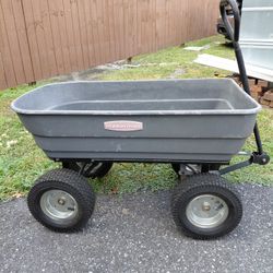 Rubbermaid  Dump Wagon