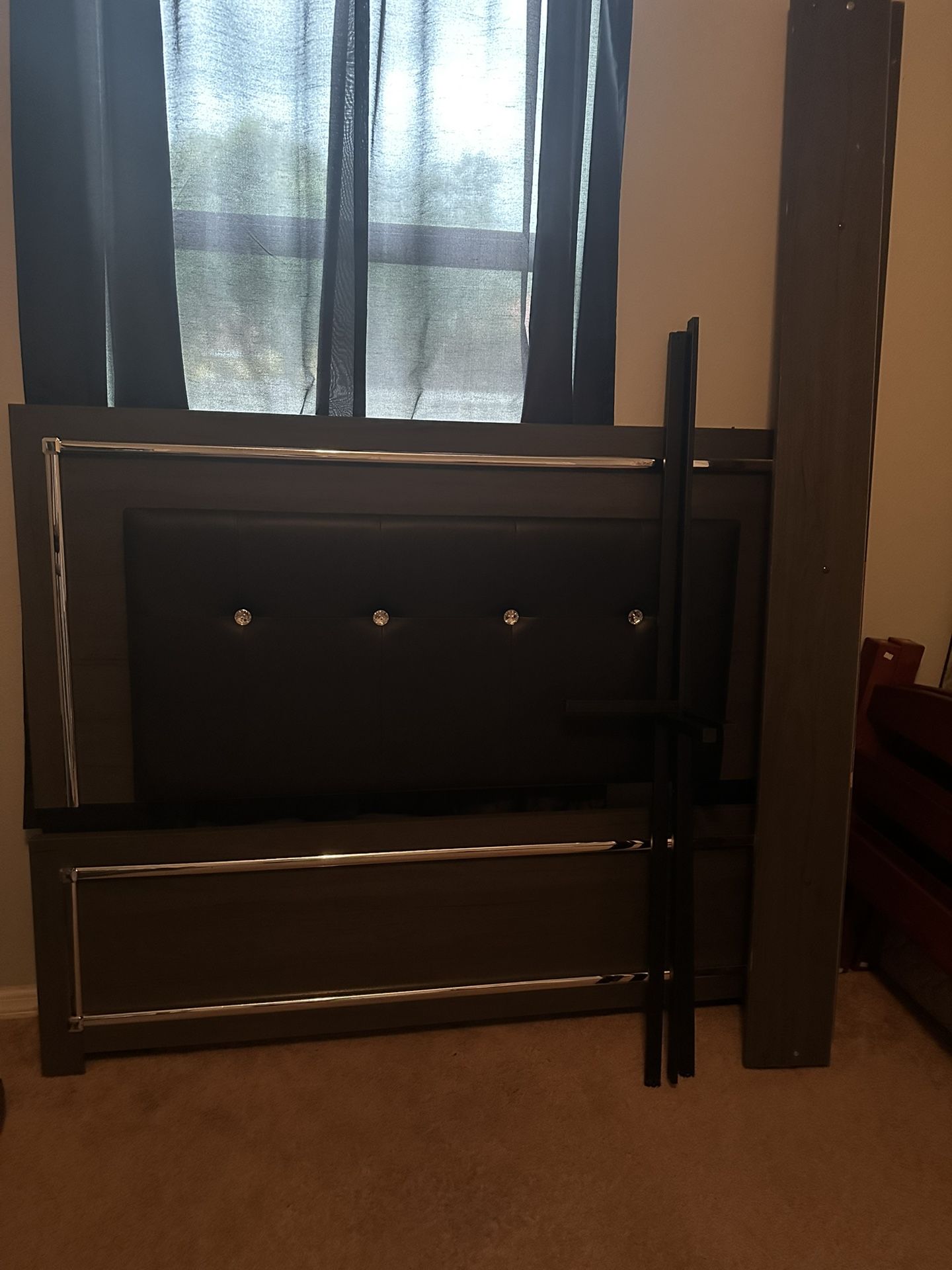 Full Size Bed